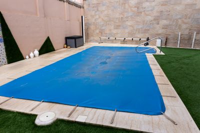 Swimming Pool Installation Costs — Cost of swimming pool installation and construction
